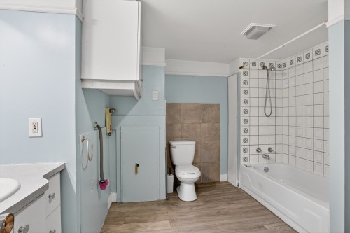 Salle de bains - 692  - 698 7E Rue, Shawinigan, QC - Indoor Photo Showing Bathroom