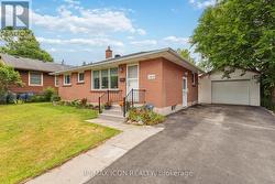 145 GLADSTONE AVENUE  London South (South J), ON N5Z 3R7