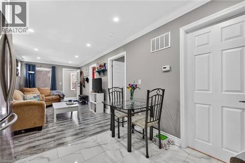 219 Hess Street S, Hamilton, ON - Indoor