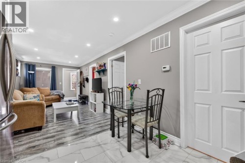 219 Hess Street S, Hamilton, ON - Indoor