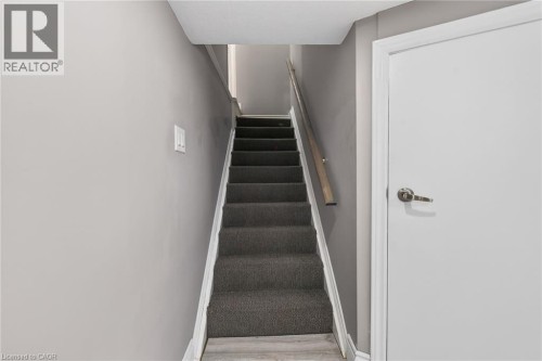 219 Hess Street S, Hamilton, ON - Indoor Photo Showing Other Room