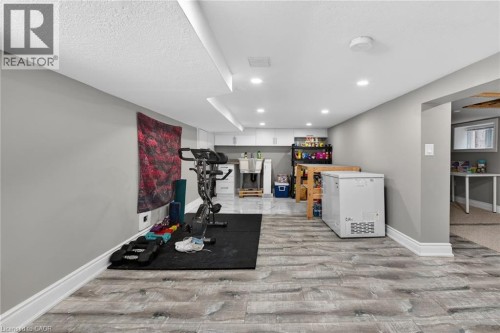 219 Hess Street S, Hamilton, ON - Indoor