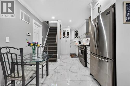 219 Hess Street S, Hamilton, ON - Indoor