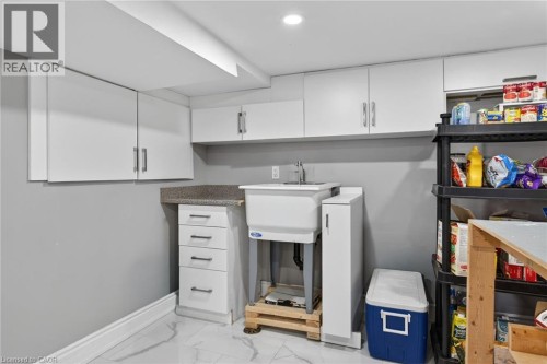 219 Hess Street S, Hamilton, ON - Indoor