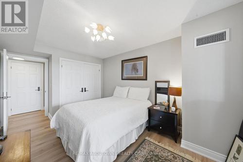 606 - 442 Maple Ave. Avenue, Burlington, ON - Indoor Photo Showing Bedroom