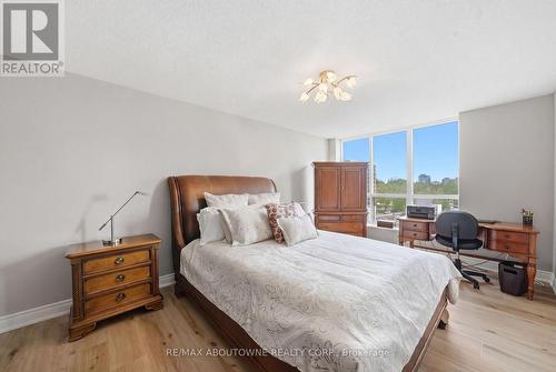 606 - 442 Maple Ave. Avenue, Burlington, ON - Indoor Photo Showing Bedroom