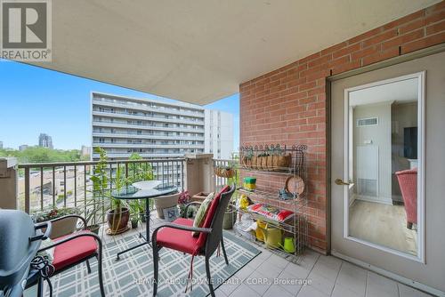 606 - 442 Maple Ave. Avenue, Burlington, ON - Outdoor With Exterior