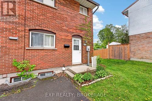 931 OAKVIEW AVENUE  Kingston (South Of Taylor-Kidd Blvd), ON K7M 6V4