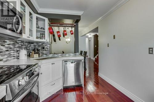 118 - 700 Osgoode Drive, London South (South Y), ON - Indoor Photo Showing Kitchen