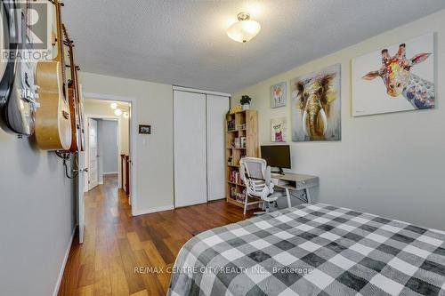 118 - 700 Osgoode Drive, London South (South Y), ON - Indoor Photo Showing Bedroom