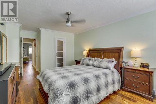 118 - 700 Osgoode Drive, London South (South Y), ON - Indoor Photo Showing Bedroom