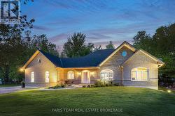 84 THOMPSON LANE Kawartha Lakes, ON L0K 1W0