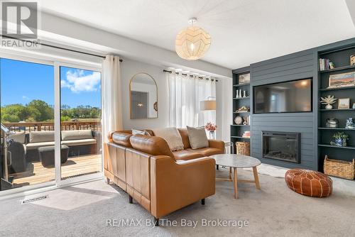 59 Archer Avenue, Collingwood, ON - Indoor Photo Showing Living Room With Fireplace
