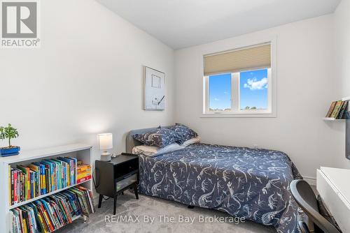 59 Archer Avenue, Collingwood, ON - Indoor Photo Showing Bedroom