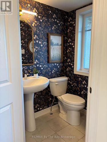59 Archer Avenue, Collingwood, ON - Indoor Photo Showing Bathroom