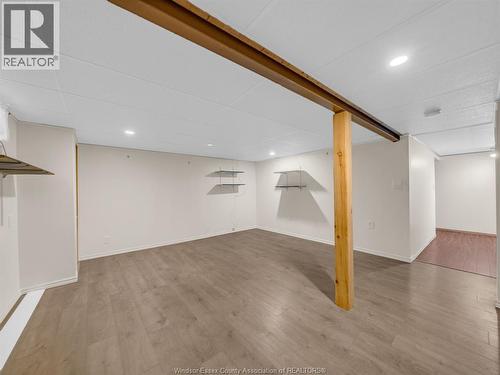 6701 Rose-Ville Garden Drive, Windsor, ON - Indoor