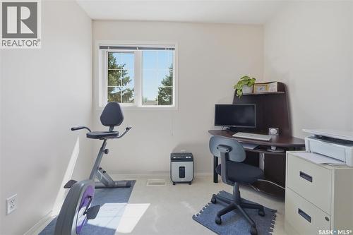 105 615 Mcwillie Avenue, Saskatoon, SK - Indoor Photo Showing Gym Room