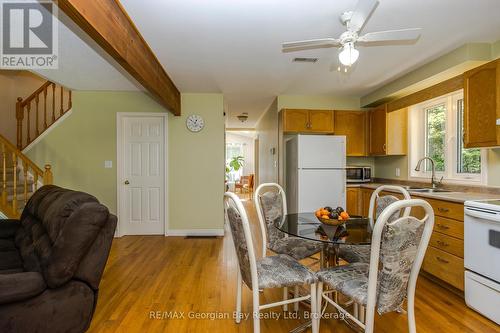 Kitchen - 2 Ridout Court, Tiny, ON - Indoor