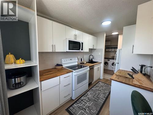 306 31 Rodenbush Drive, Regina, SK - Indoor Photo Showing Kitchen