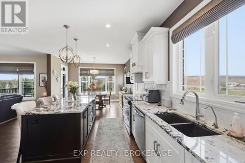 4 Sandstone Court, Frontenac (Frontenac South), ON 