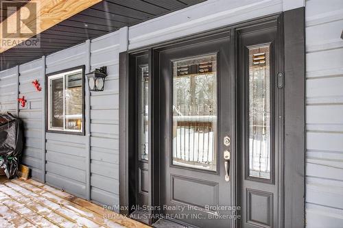 28 Pine Ridge Road, Kawartha Lakes (Norland), ON -  With Exterior