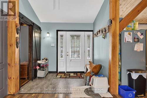 28 Pine Ridge Road, Kawartha Lakes (Norland), ON - Indoor Photo Showing Other Room