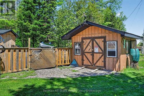 28 Pine Ridge Road, Kawartha Lakes (Norland), ON - Outdoor