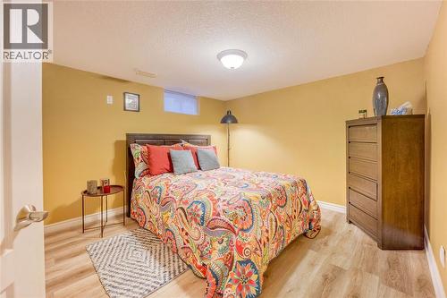 333 Cameron Street, Sarnia, ON - Indoor Photo Showing Bedroom