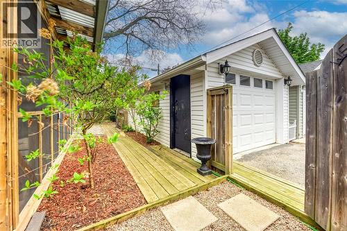 333 Cameron Street, Sarnia, ON - Outdoor