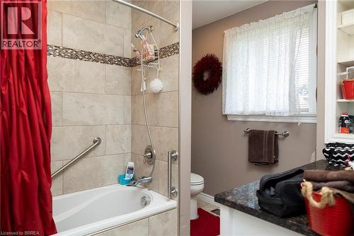 206 King Street, Burford, ON - Indoor Photo Showing Bathroom