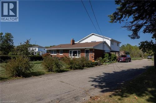 206 King Street, Burford, ON - Outdoor