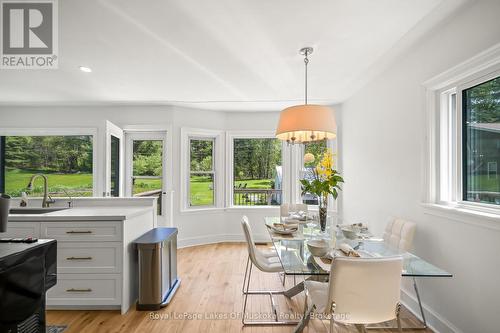 204 Beaumont Drive, Bracebridge (Muskoka (N)), ON - Indoor Photo Showing Dining Room