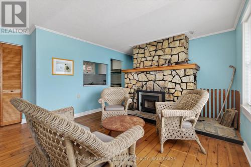 1295 Highway 2, Kingston (Kingston East (Incl Cfb Kingston)), ON - Indoor Photo Showing Living Room With Fireplace