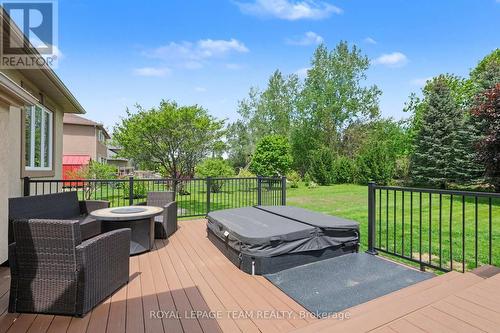 6868 Sparkling Lake Way, Ottawa, ON - Outdoor