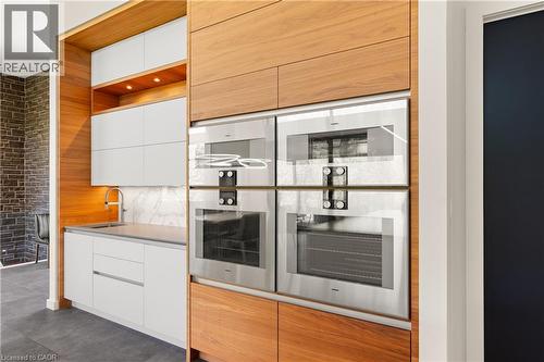 164 Hume Road, Puslinch, ON - Indoor Photo Showing Kitchen