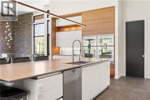 164 Hume Road, Puslinch, ON - Indoor Photo Showing Kitchen With Double Sink