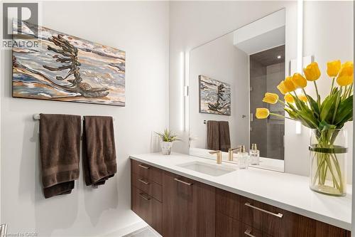 164 Hume Road, Puslinch, ON - Indoor Photo Showing Bathroom