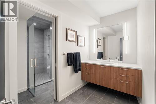 164 Hume Road, Puslinch, ON - Indoor Photo Showing Bathroom
