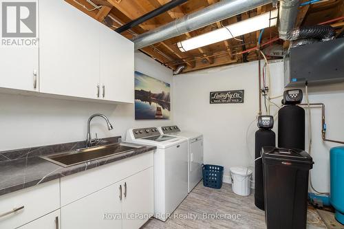 2 Highland Drive, Grey Highlands, ON - Indoor Photo Showing Laundry Room