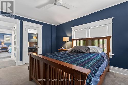Bedroom 2. - 260 Main Street E, Grimsby (Grimsby East), ON - Indoor Photo Showing Bedroom