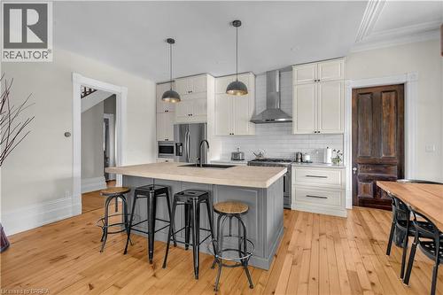 18 Hawarden Avenue, Brantford, ON - Indoor Photo Showing Kitchen With Upgraded Kitchen