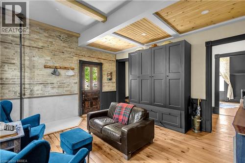 18 Hawarden Avenue, Brantford, ON - Indoor