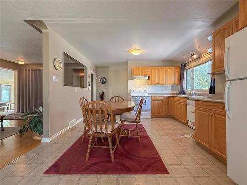 64 Noonan Drive, Brandon, MB - Indoor