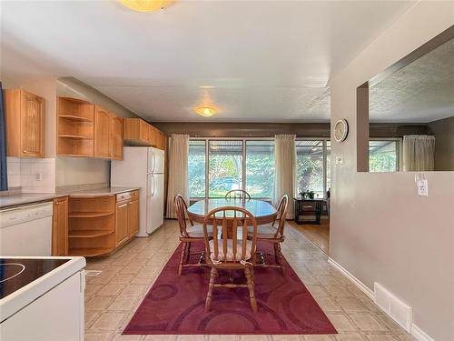 64 Noonan Drive, Brandon, MB - Indoor
