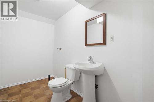 1089 Copper Leaf Crescent, Kitchener, ON - Indoor Photo Showing Bathroom