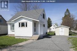 43 Weldon AVE Sault Ste. Marie, ON P6B 3C4