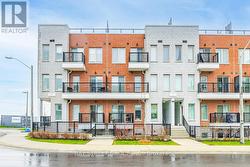 6 - 39 JOHN PERKINS BULL DRIVE W Toronto, ON M3K 0C3