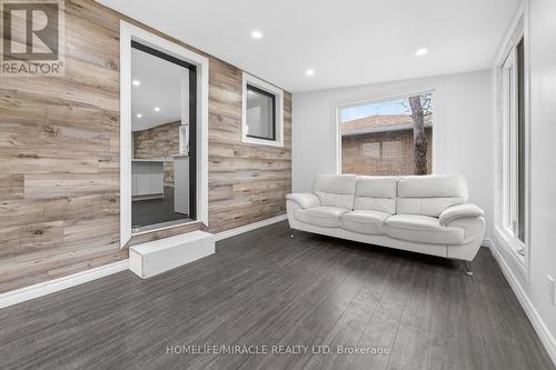 81 Watson Crescent, Brampton, ON - Indoor Photo Showing Other Room