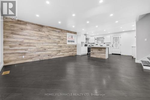 81 Watson Crescent, Brampton, ON - Indoor