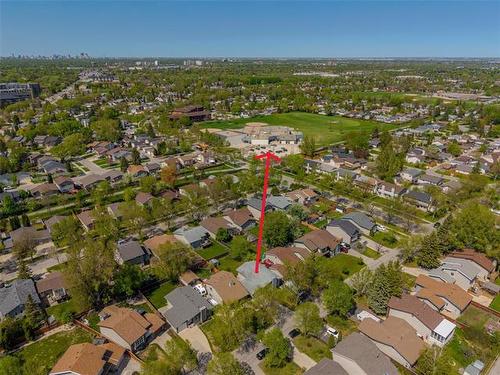 190 Willowbend Cr, Winnipeg, MB 